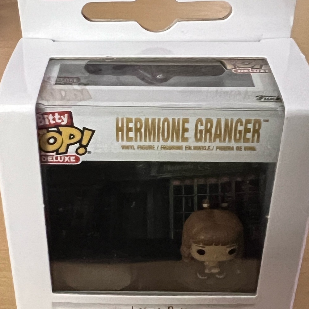 Funko Bitty Pop! Deluxe Hermione Granger Figure - Picture 2 of 3